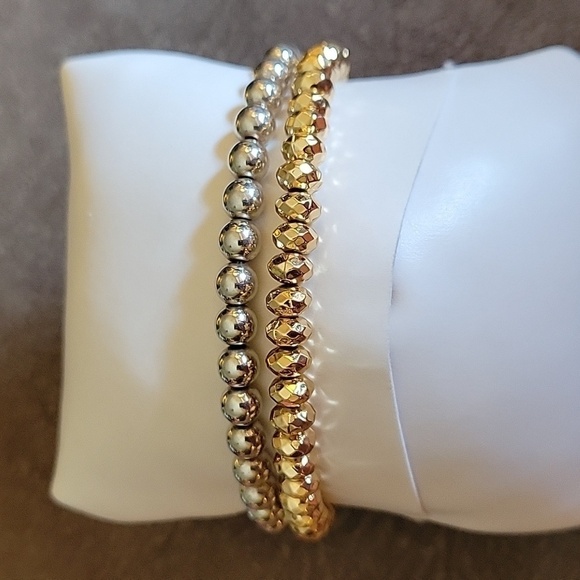 5/$25 Silver and Gold Acrylic Beaded Stretch Bracelets - Picture 3 of 6